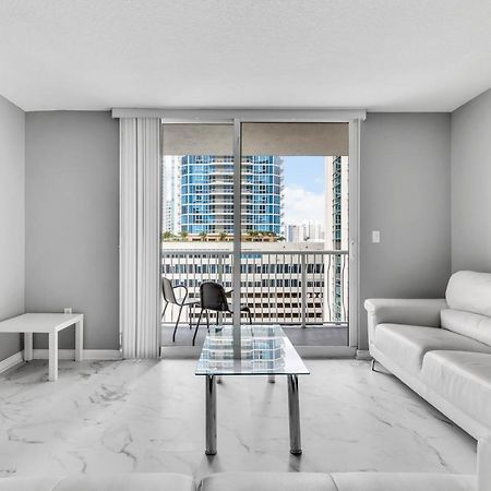 מיאמי The Club At Brickell Bay Luxury Suites מראה חיצוני תמונה