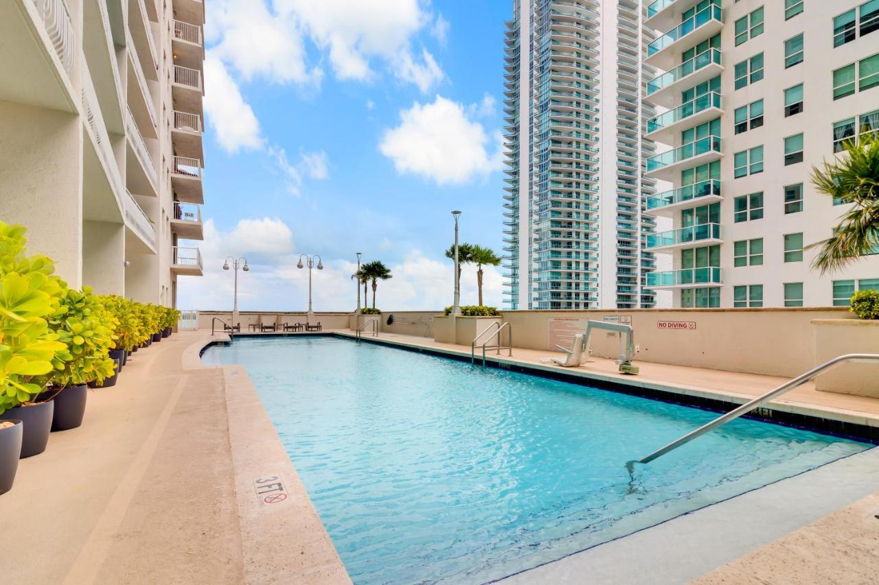 מיאמי The Club At Brickell Bay Luxury Suites מראה חיצוני תמונה