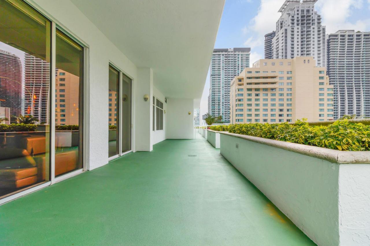 מיאמי The Club At Brickell Bay Luxury Suites מראה חיצוני תמונה
