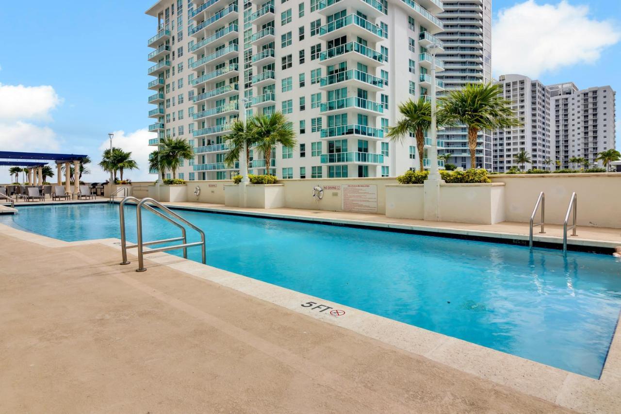 מיאמי The Club At Brickell Bay Luxury Suites מראה חיצוני תמונה